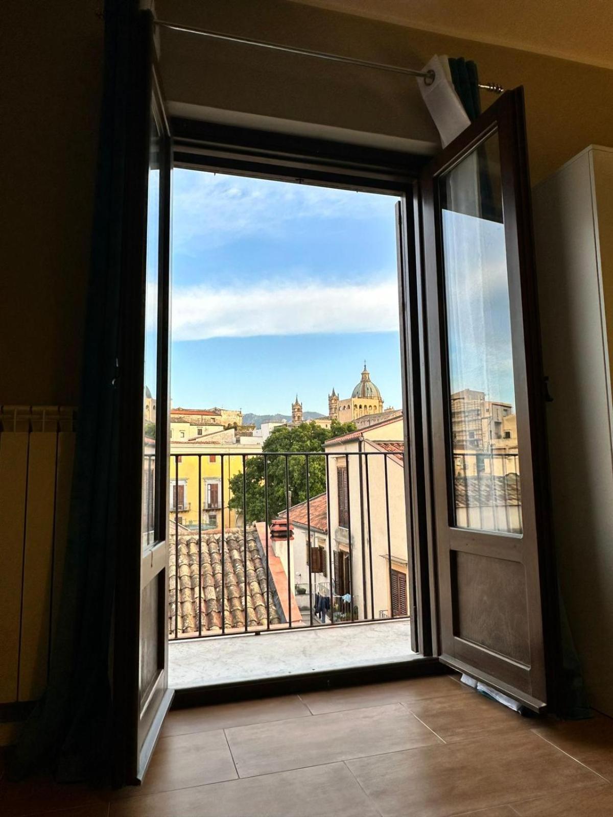 Centrumassimo Apartment Palermo Exteriör bild